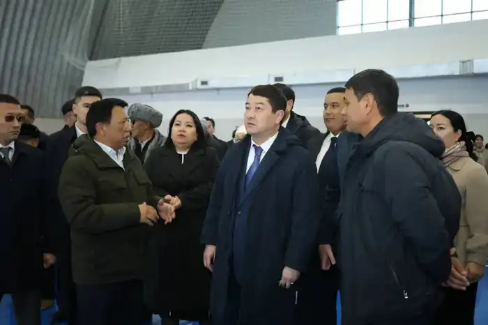 Нурдаулет Килыбай принял участие в открытии нового спортивного комплекса в Тупкараганском районе (6)