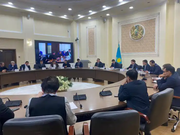 Олжас Сапарбеков провел встречу с населением области Жетысу (2)