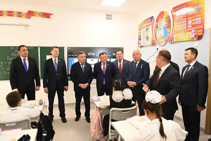 «Келешек мектебі» соответствует современным требованиям (3)