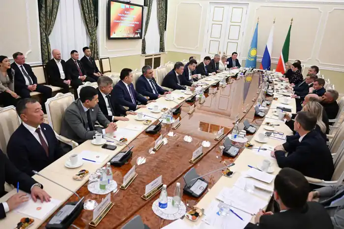 По приглашению Президента Республики Татарстан Рустама Минниханова официальная и бизнес-делегация Северо-Казахстанской области посетила Казань (5)