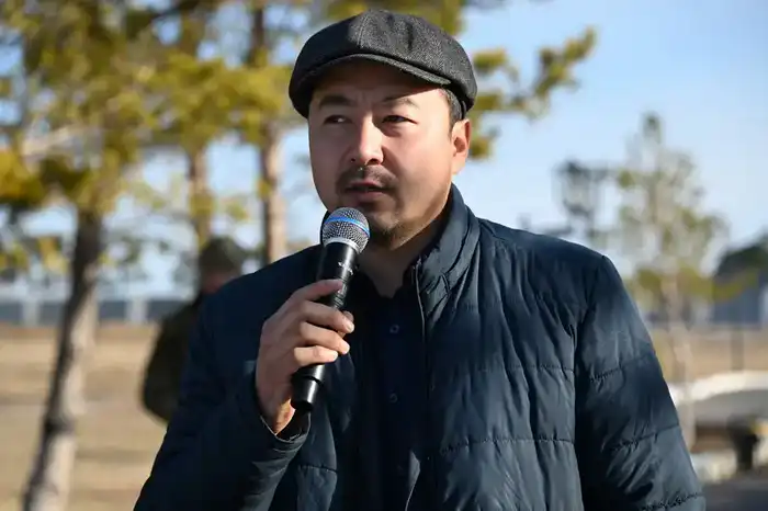 «Алаш! Әруақ! Абылай!» — казахские военные традиции ожили на Дне батыров в Караганде (7)