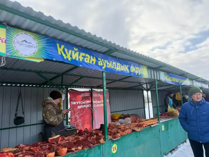 Домашние продукты, народная атмосфера и поддержка местных производителей: в Усть-Каменогорске проходит ярмарка «Туған жер – алтын бесігім» (2)