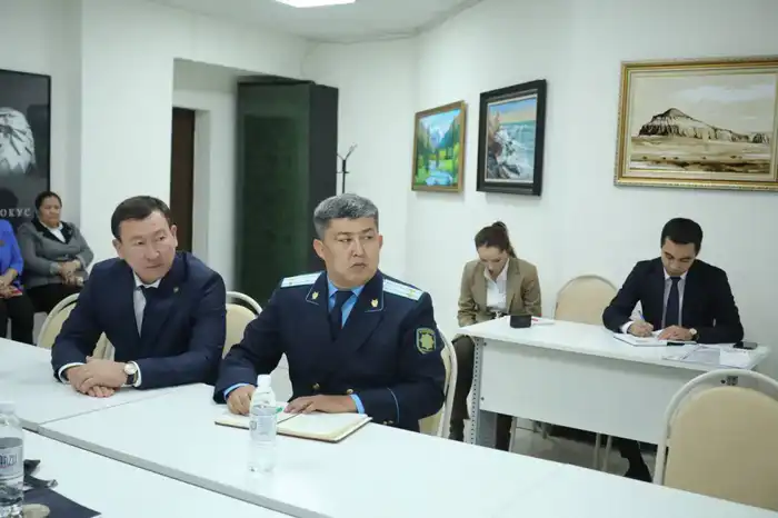 Нурдаулет Килыбай провёл личный приём жителей города Жанаозен (8)