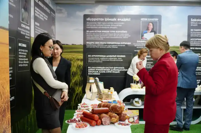 Лучшие предприниматели Акмолинской области представили продукцию на выставке, посвященной Дню сельхозработников (3)