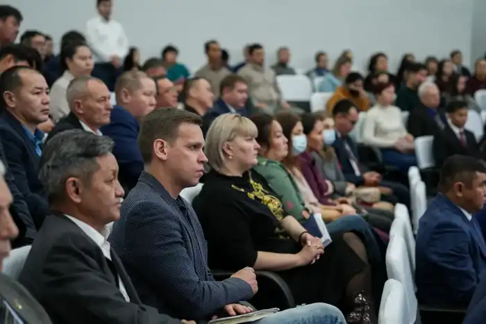 Вице-министр Иран Шархан провел встречу с населением Восточно-Казахстанской области (6)