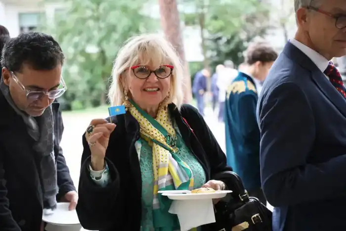 В Риме установлен бюст Абая (4)