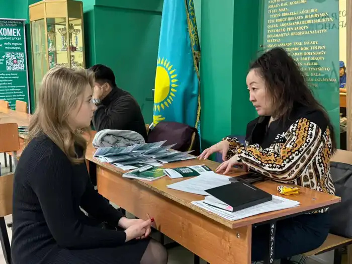 Более 50 работодателей приняли участие в ярмарке вакансий для столичных студентов (3)