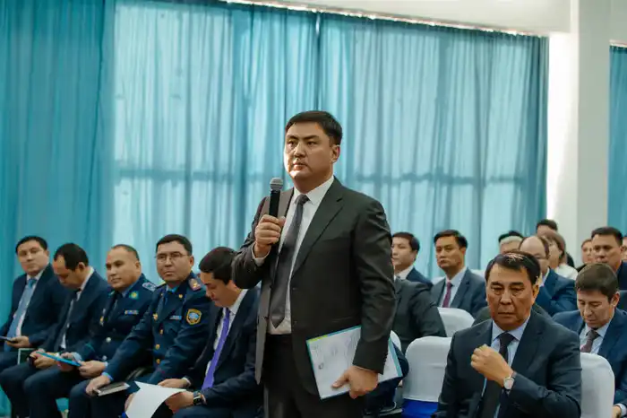 Серик Шапкенов встретился с жителями Макатского района (4)