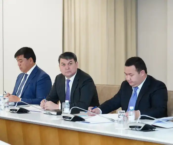 В ТУРКЕСТАНСКОЙ ОБЛАСТИ УВЕЛИЧИЛИСЬ ПОСЕВНЫЕ ПЛОЩАДИ И УВЕЛИЧИЛАСЬ УРОЖАЙНОСТЬ (3)