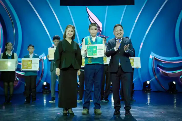 200 школьников стали победителями Республиканской олимпиады по естественно-математическому направлению для учащихся сельских школ (10)