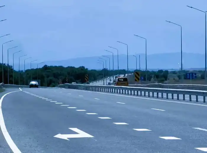 В Сарканском районе в этом году доля дорог в хорошем и удовлетворительном состоянии будет доведена до 73% (5)