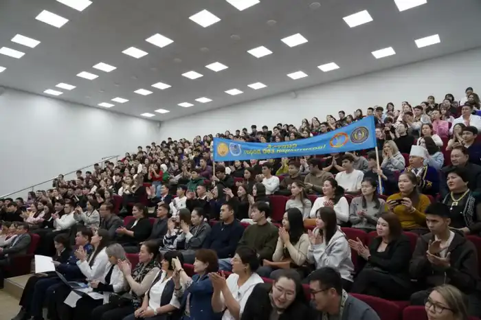 «Закон и порядок»: именитые спортсмены рассказали столичным студентам о пагубном влиянии наркотиков (10)