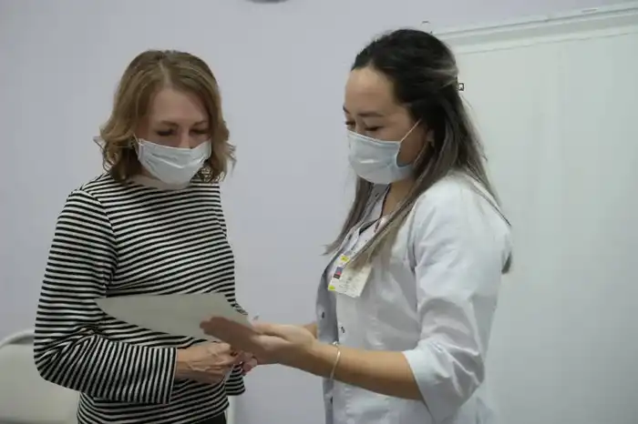 Женщины из района Алтай прошли бесплатное медицинское обследование (2)