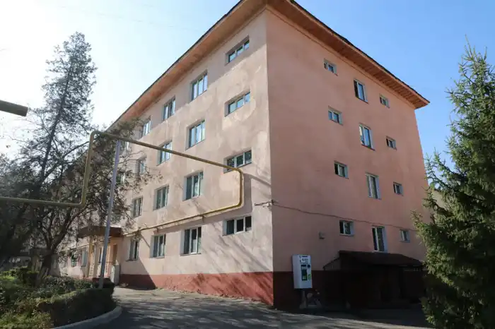 Заместитель акима Алматы Абзал Нукенов проверил ход строительства студенческих общежитий (7)