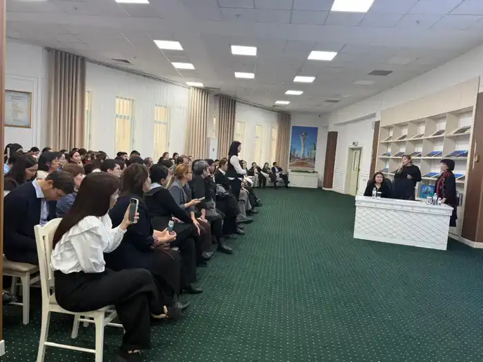 Семинар для сотрудников государственных и ведомственных архивов прошёл в Астане (2)