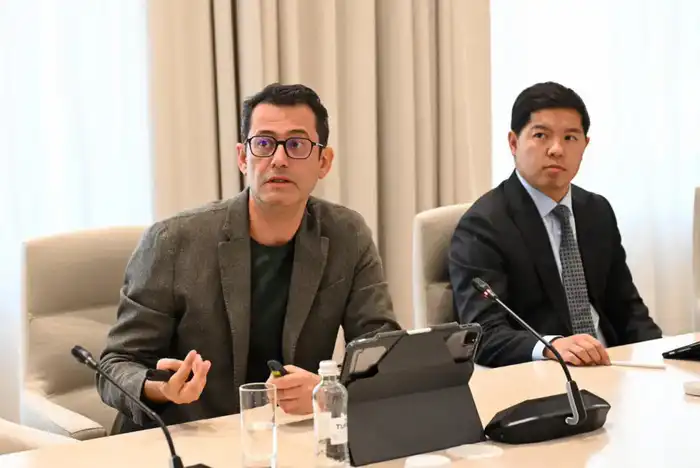 В Алматы продолжается модернизация системы наружного и архитектурного освещения (5)