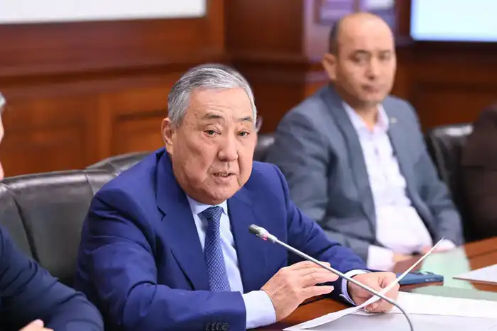 Модернизируются вокзалы и пассажирские платформы в регионе (5)