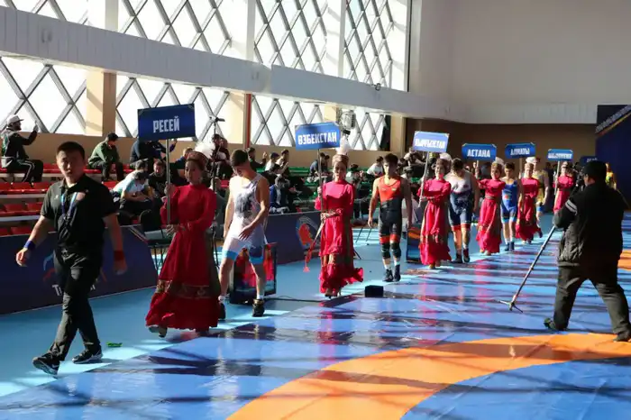 В ТУРКЕСТАНЕ СТАРТОВАЛ МЕЖДУНАРОДНЫЙ ТУРНИР ПО БОРЬБЕ ПАМЯТИ САБЫРА РАХИМОВА (3)