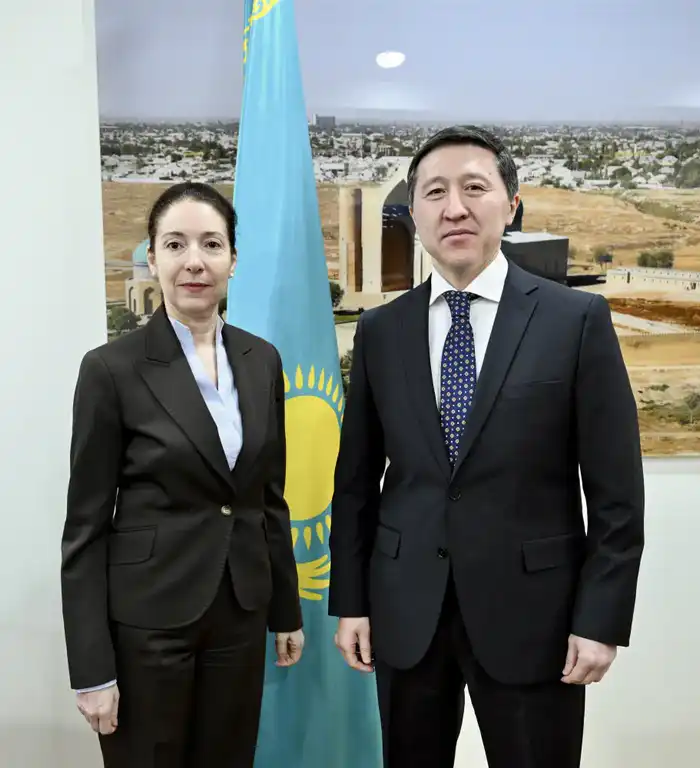 В МИД Казахстана обсудили перспективы развития сотрудничества с Грецией (3)