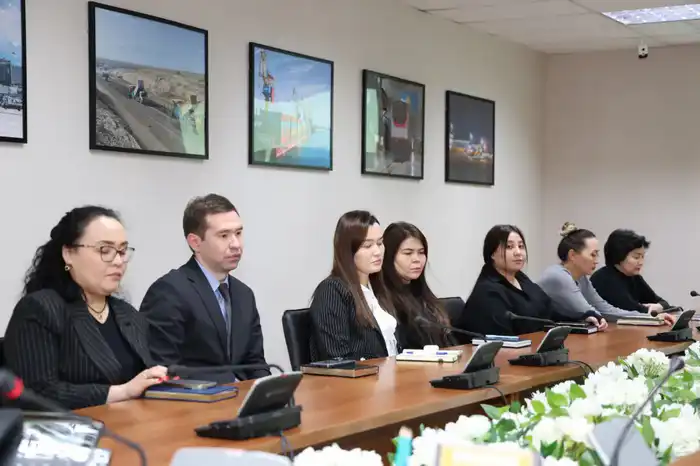 Для сотрудников Министерства промышленности и строительства провели лекцию о создании безопасной рабочей среды (5)