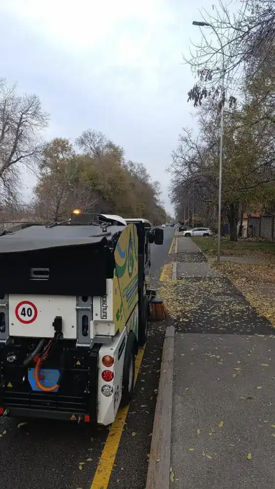 В Алматы усилена работа служб для обеспечения безопасности в период осадков (2)