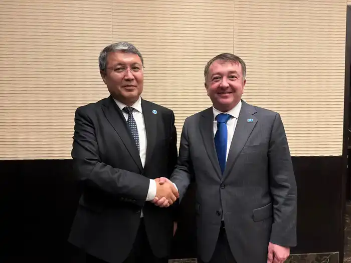 Министр юстиции Республики Казахстан Ерлан Сарсембаев принял участие во втором заседании Совета министров юстиции Организации тюркских государств, прошедшем в Баку (3)