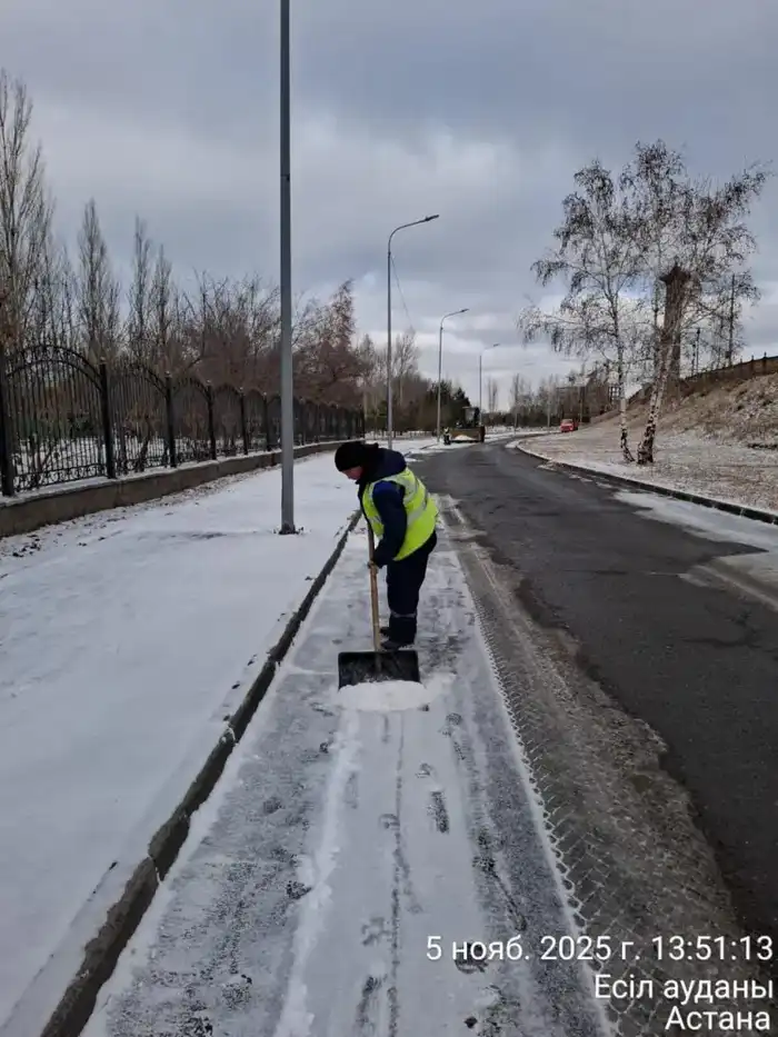 За два дня из Астаны вывезено более 3 000 кубометров снега (2)