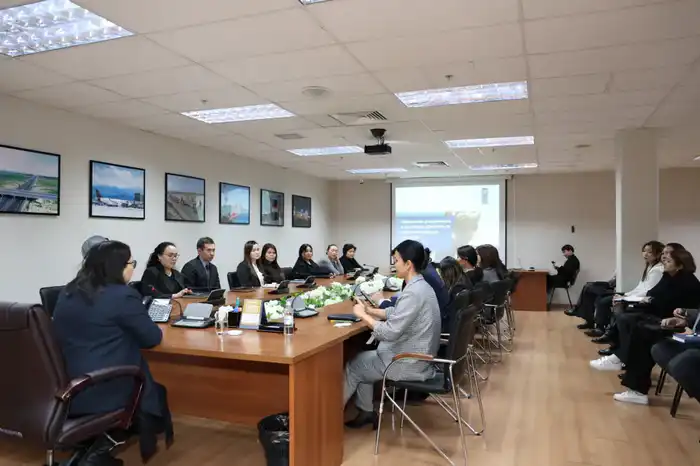 Для сотрудников Министерства промышленности и строительства провели лекцию о создании безопасной рабочей среды (3)