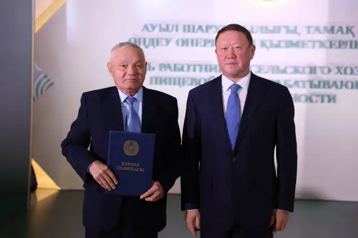 В Костанайской области отметили День работников сельского хозяйства (2)