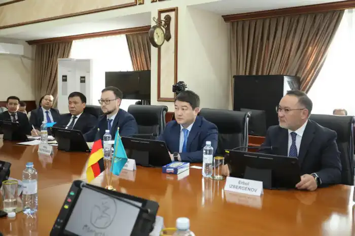 Аким Мангистауской области встретился с Генеральным консулом Республики Германия (4)