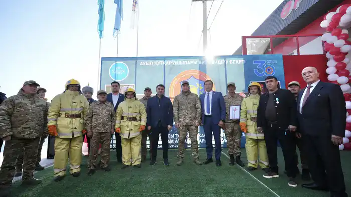 Глава МЧС открыл в селе Карамурт новый ДПФ «Ауыл құтқарушылары» (5)