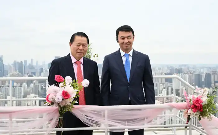 Дархан Сатыбалды обсудил перспективы сотрудничества с китайской корпорацией Yuexing Group (5)