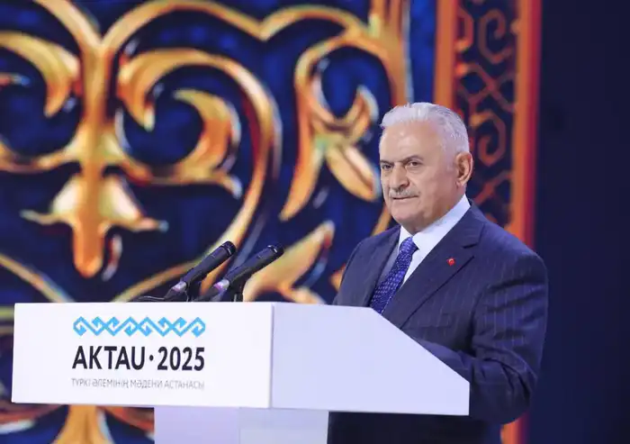 Более 1500 человек посетили концерт, посвящённый торжественной церемонии закрытия «Культурной столицы тюркского мира Актау – 2025» (4)