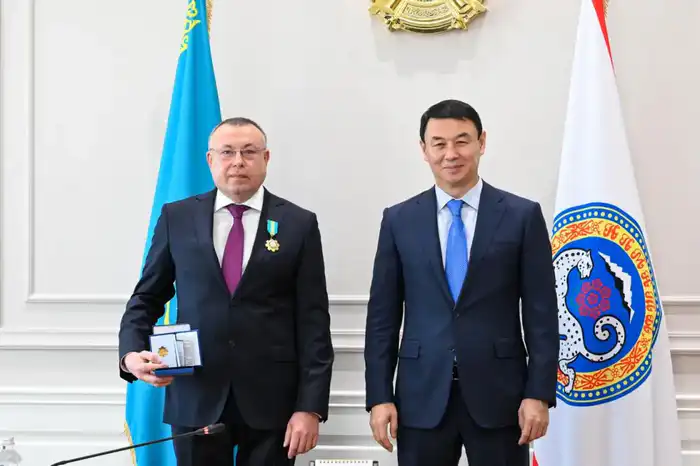 В Алматы наградили работников агропромышленного комплекса государственными наградами (3)