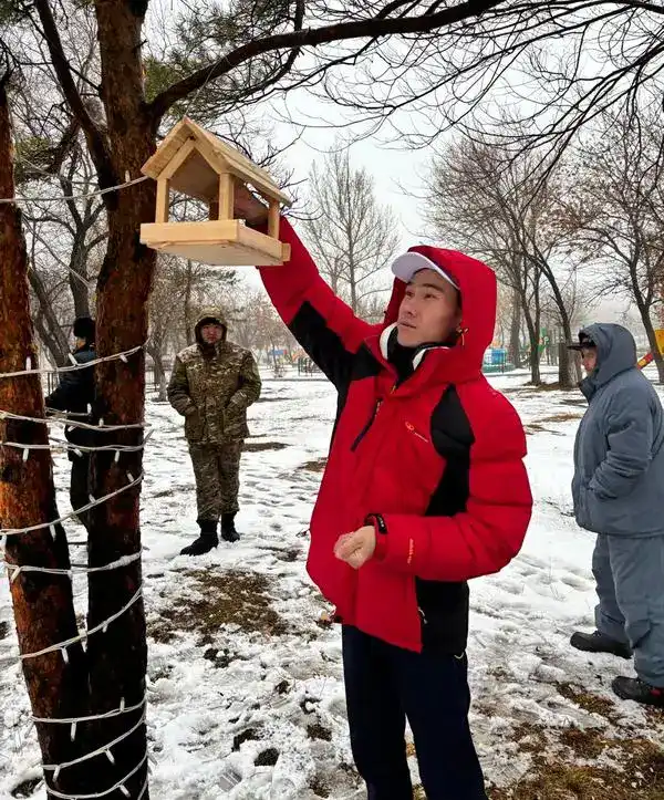 «Таза Қазақстан»: в парке Майкудука установили кормушки для птиц (4)