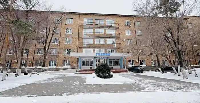 В Караганде впервые провели операцию по протезированию слуховой косточки (6)