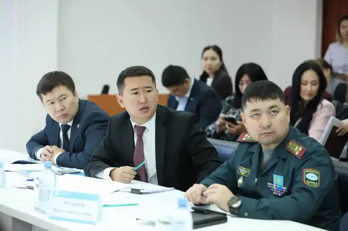 В Мангистауской области состоялось заседание депутатской фракции партии «АМАNАТ» (5)