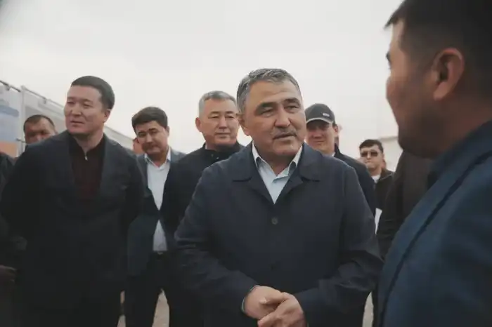 Работы по строительству соединяющих каналов для сброса изолированных водных масс в Шардаринское водохранилище ведутся в Туркестанской области (5)