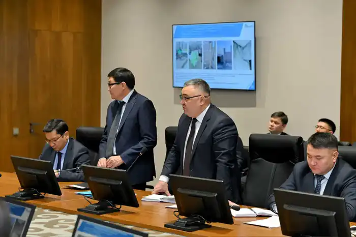 Состоялось совещание по вопросам качества архитектурно-строительных объектов региона (10)