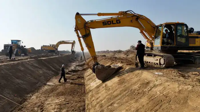 Масштабная модернизация: работы по бетонированию более 62 км земляных каналов ведутся в Туркестанской области (3)