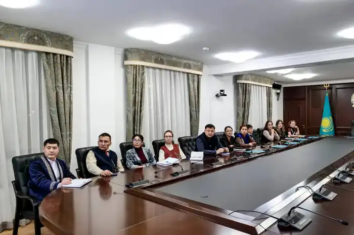 В рамках реализации программы правового всеобуча для сотрудников Аппарата Высшего Судебного Совета проведены очередные обучающие семинары, направленные на повышение правовой грамотности и развитие профессиональных компетенций государственных служащих (3)