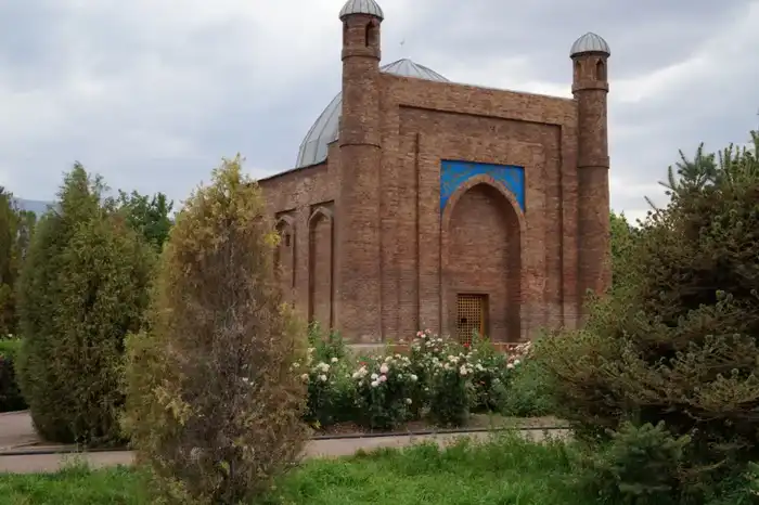 Выполняя поручение Президента: в Жамбылской области построили 35 километров дороги к трём туристическим объектам (7)