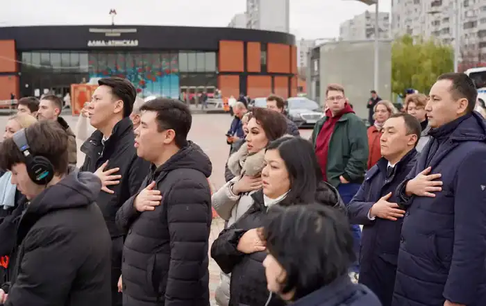 Сквер дружбы Казахстана и России открыли в Москве (4)