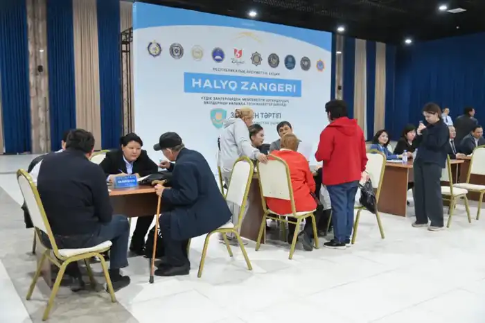 В Шымкенте прошла республиканская акция «Народный юрист» (8)