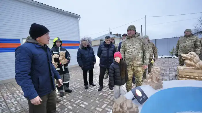 Глава МЧС Казахстана открыл пожарное депо в селе Красный Яр (10)