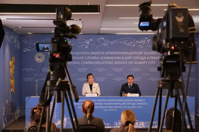 В Ауэзовском районе Алматы благоустраивают 4 сквера и микрорайон Сайран: 95% работ уже выполнено (4)