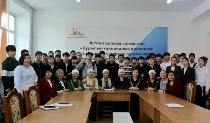 В Астане прошел литературно-музыкальный вечер, посвященный творчеству Туманбая Молдагалиева (6)