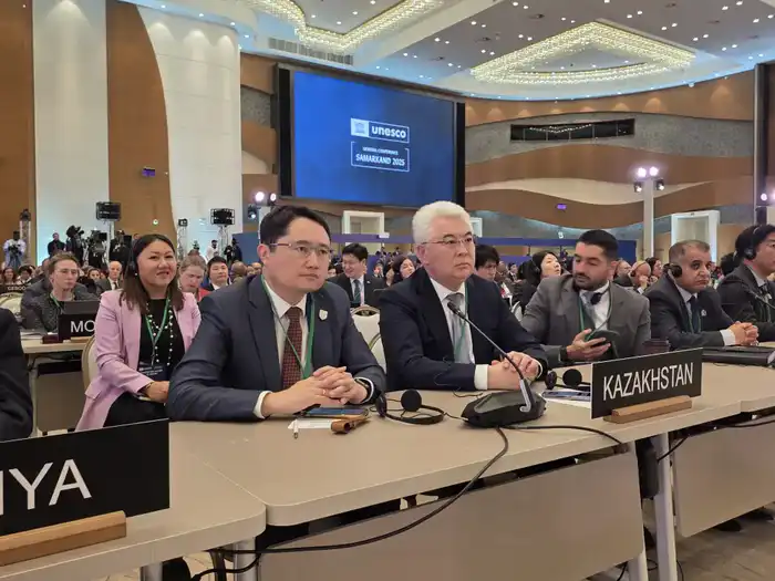 Казахстан принял активное участие в работе 43-й Генеральной конференции ЮНЕСКО (3)