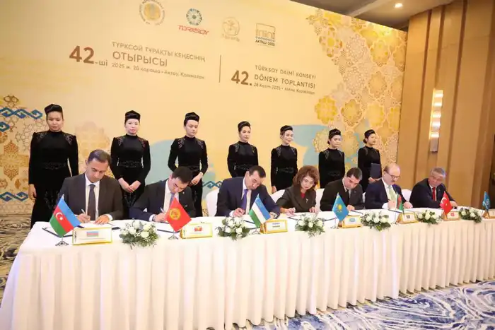 В Актау состоялось 42-е заседание министров культуры стран ТЮРКСОЙ (4)