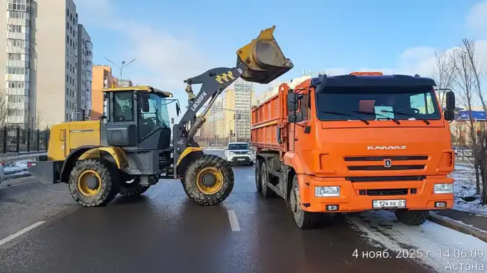Больше тысячи кубометров снега вывезли из Астаны за день (2)